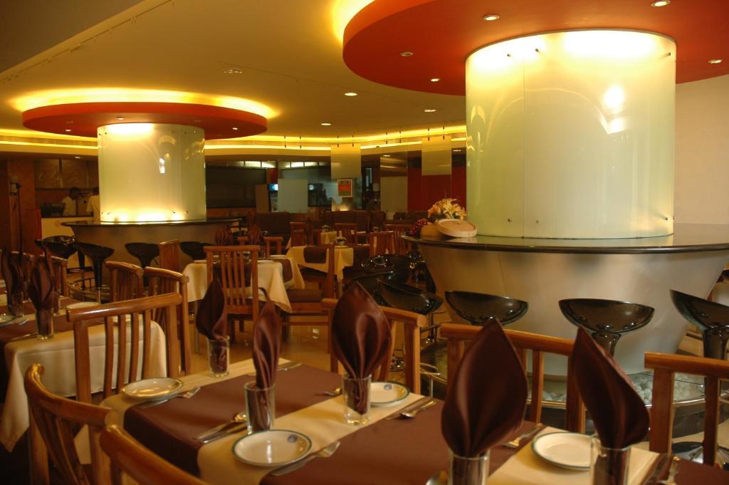Istay Hotels Infantry Road Bangalore Exterior foto